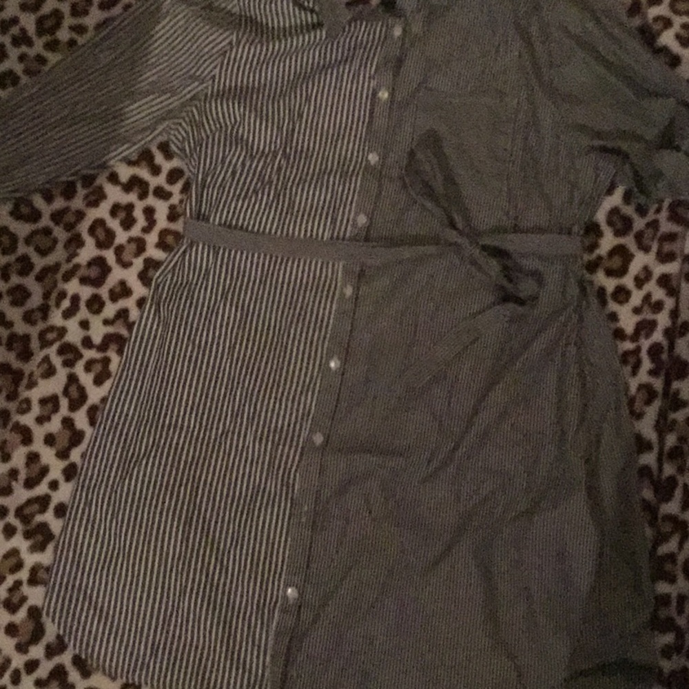 Holding back shirt dress